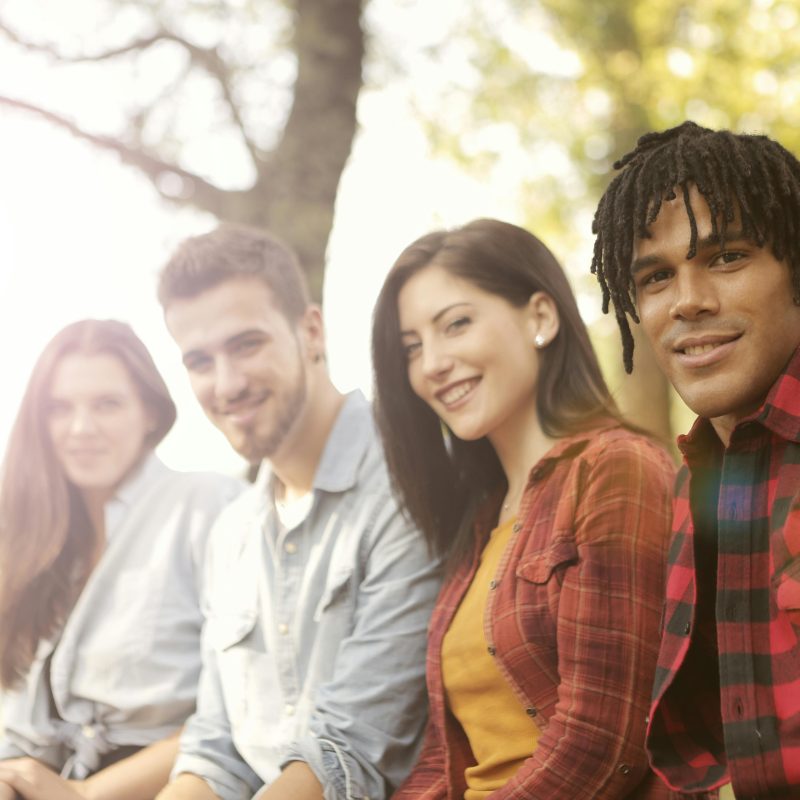 jonge mensen sluiten geen verzekering af